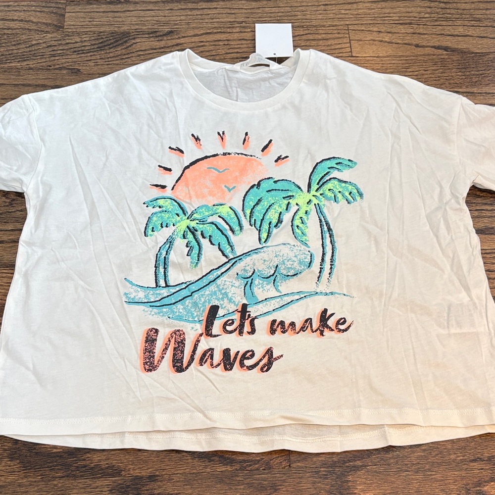 Girls 100% cotton graphic tee let’s make waves